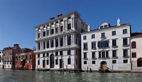 veneziano prada grecia prezzi|Fondazione Prada di Venezia, Venezia .